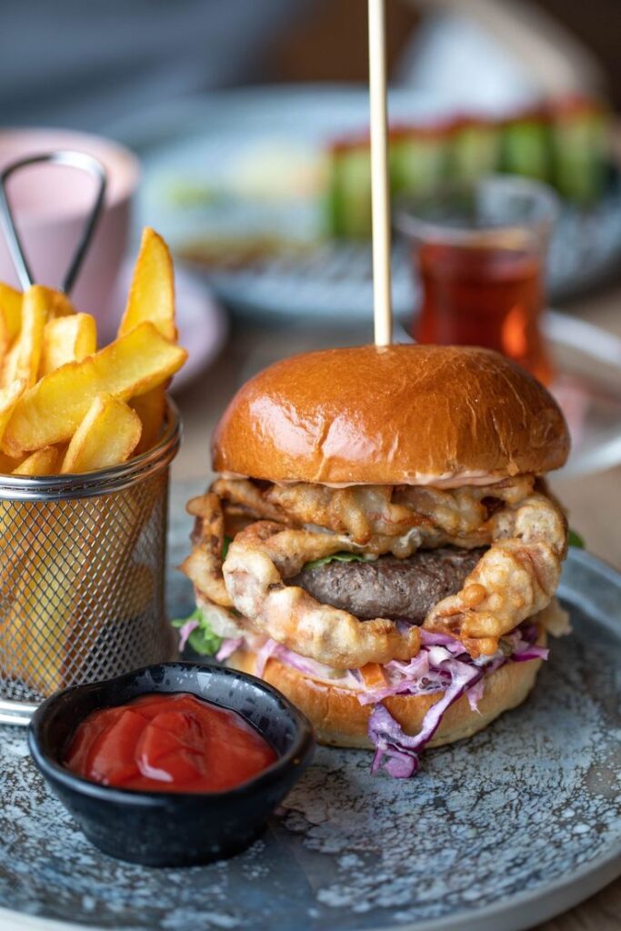 5 Alarming Facts About Fast Food You Shouldn't Ignore